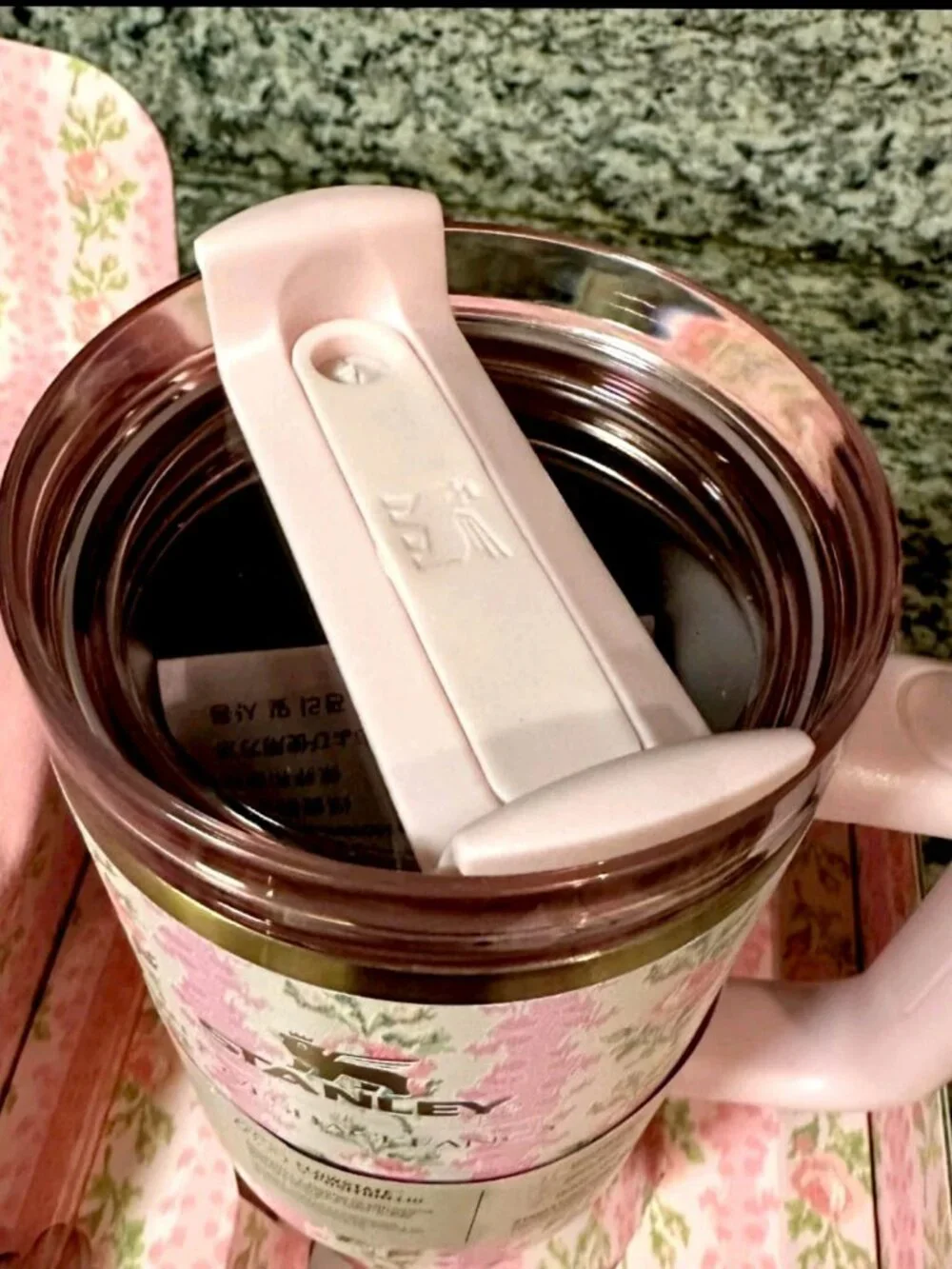 Stanley x LoveShackFancy Pink Rose Floral 40oz Quencher Tumbler Gift Set NIB - Picture 3 of 4